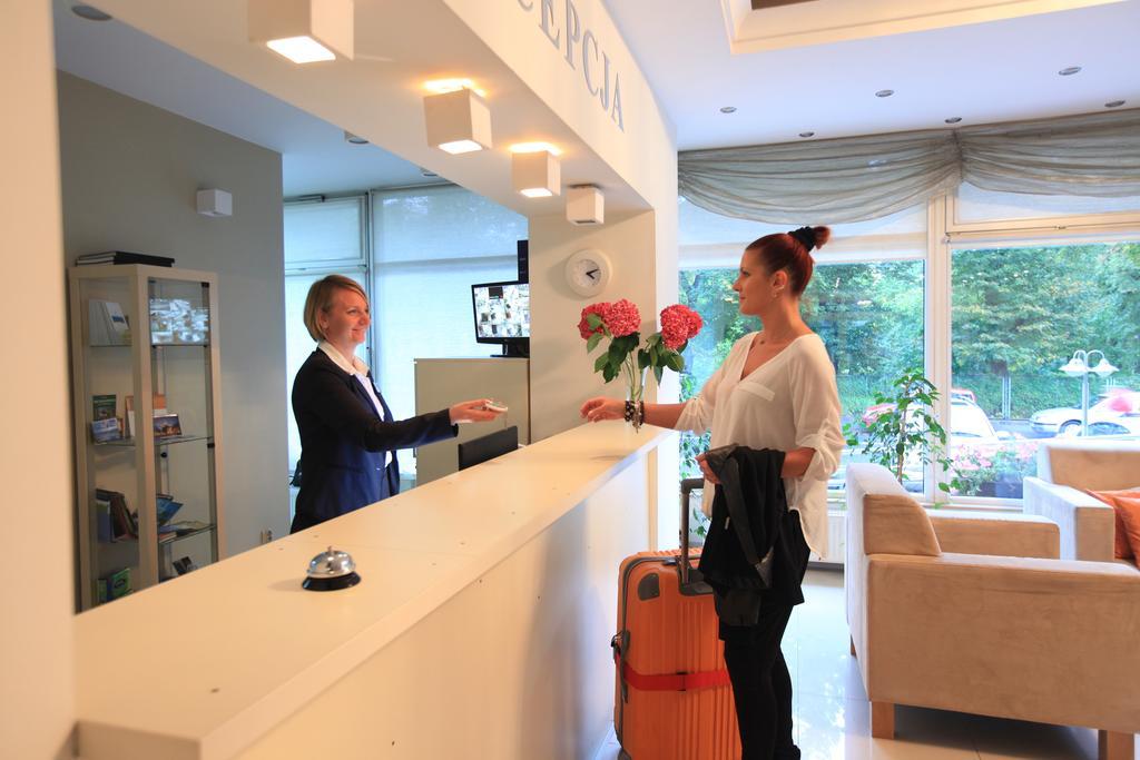 Hotel Cieplice Medi & Spa Еленя-Гура Экстерьер фото