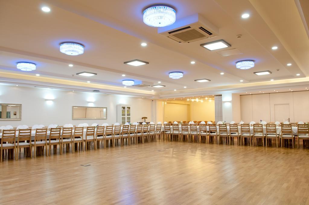 Hotel Cieplice Medi & Spa Еленя-Гура Экстерьер фото
