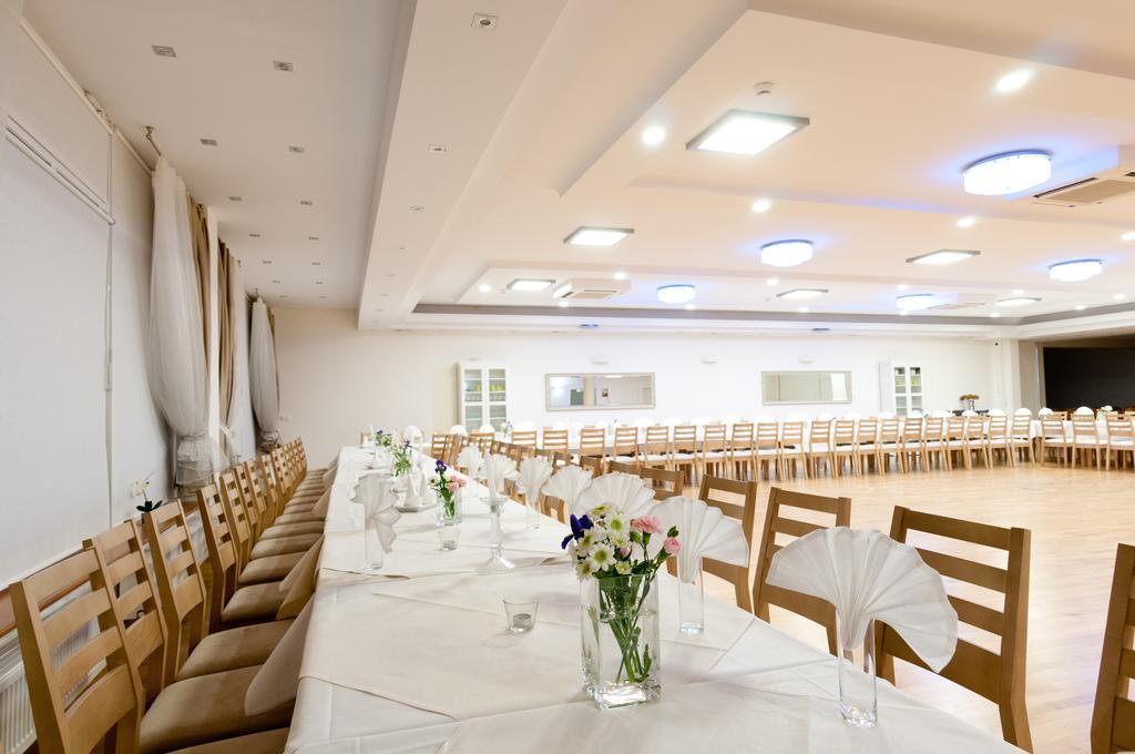 Hotel Cieplice Medi & Spa Еленя-Гура Экстерьер фото