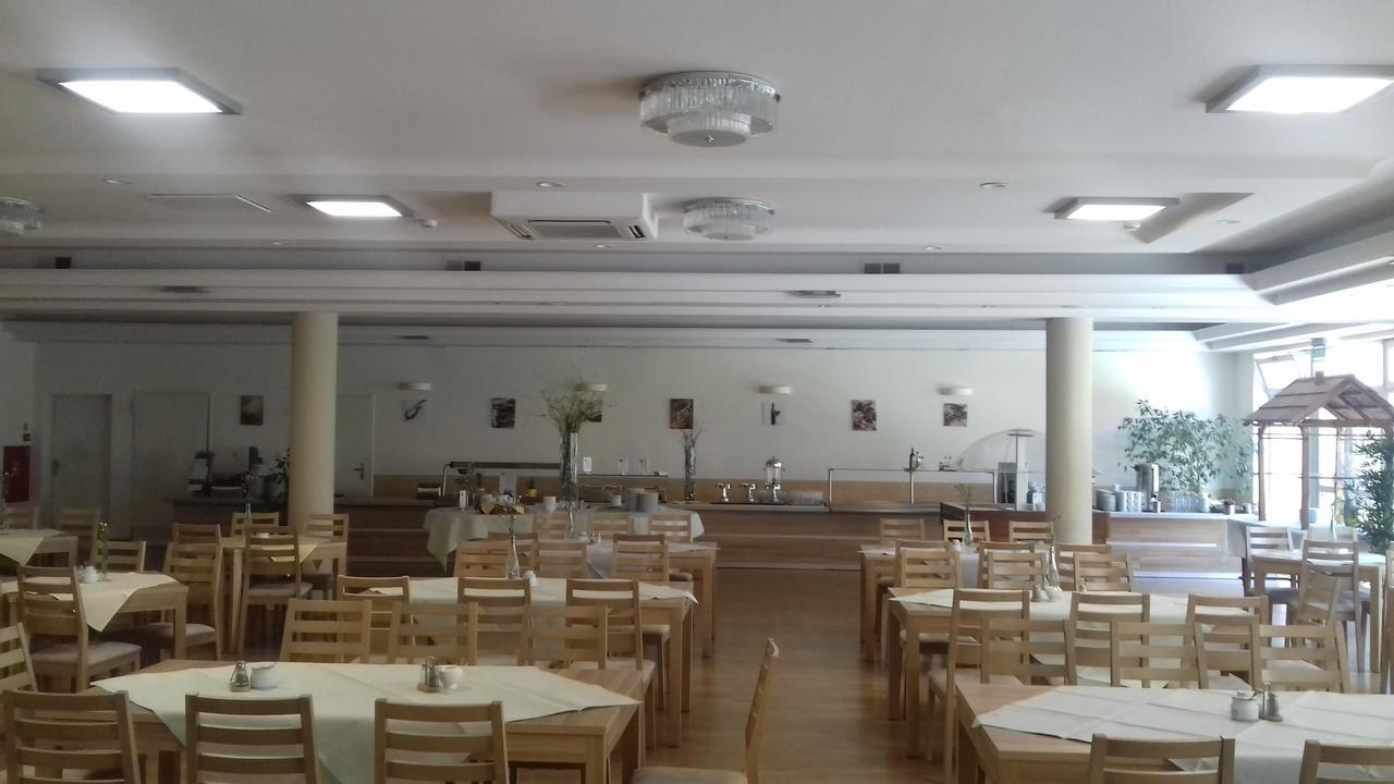 Hotel Cieplice Medi & Spa Еленя-Гура Экстерьер фото